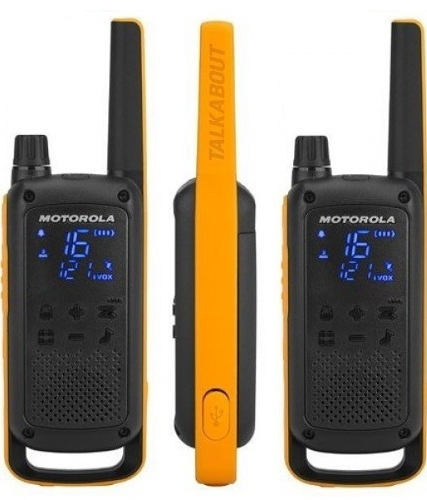 Motorola T82 Extreme Walkie Talkie Twin Pack C/W Aquamate Aqua Bag